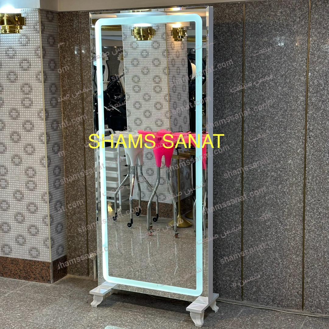 IMG-20240615-WA0236 آیینه گریم ایستاده بک لایت
